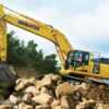 Мощный гусеничный экскаватор KOMATSU PC490LC-10 для эффективных работ