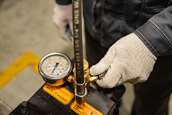 Заправка гидромолота азотом