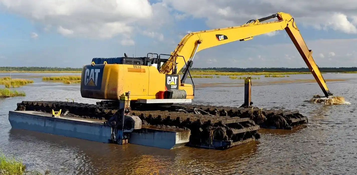 дноуглубительные работы экскаватором с земснарядом