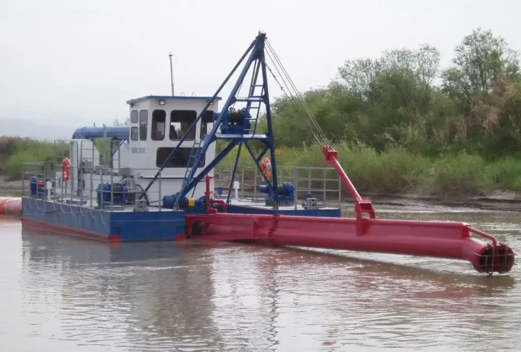 Земснаряды для добычи песка 1