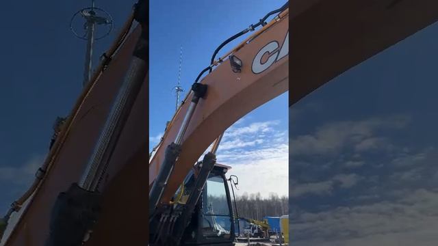 Экскаватор CASE CX490C: монтаж гидролинии и гидробура